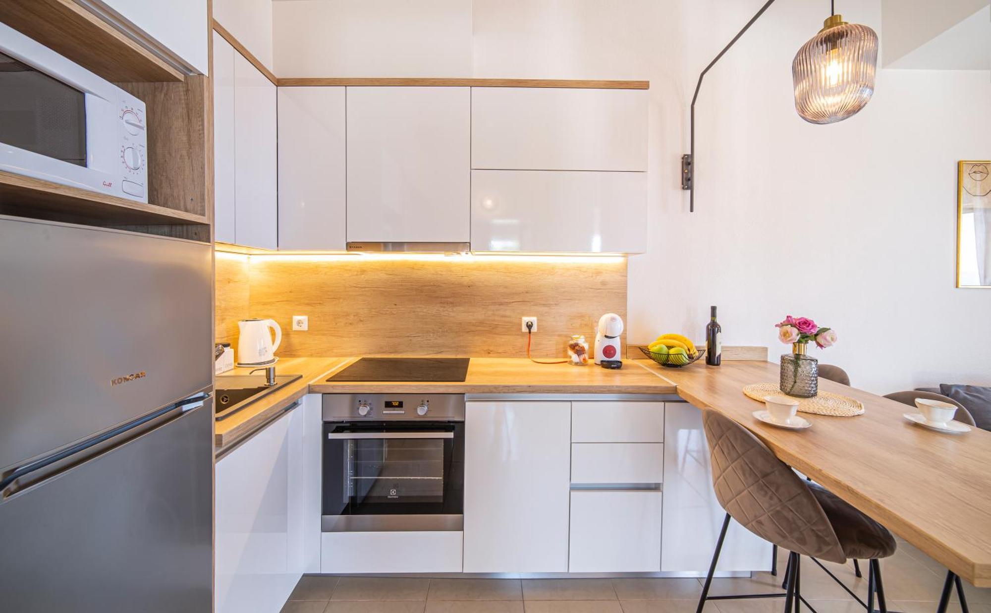 Apartments Emilija มาคาร์สกา ภายนอก รูปภาพ