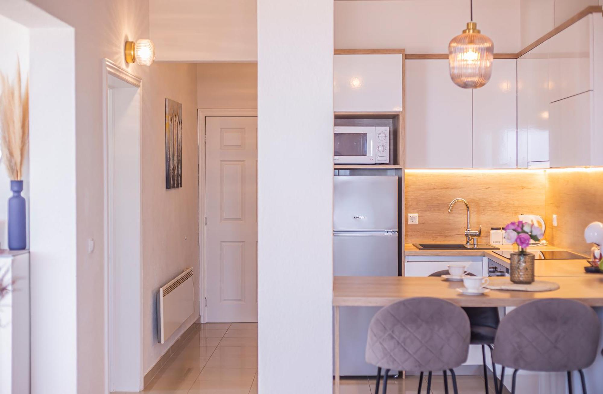 Apartments Emilija มาคาร์สกา ภายนอก รูปภาพ