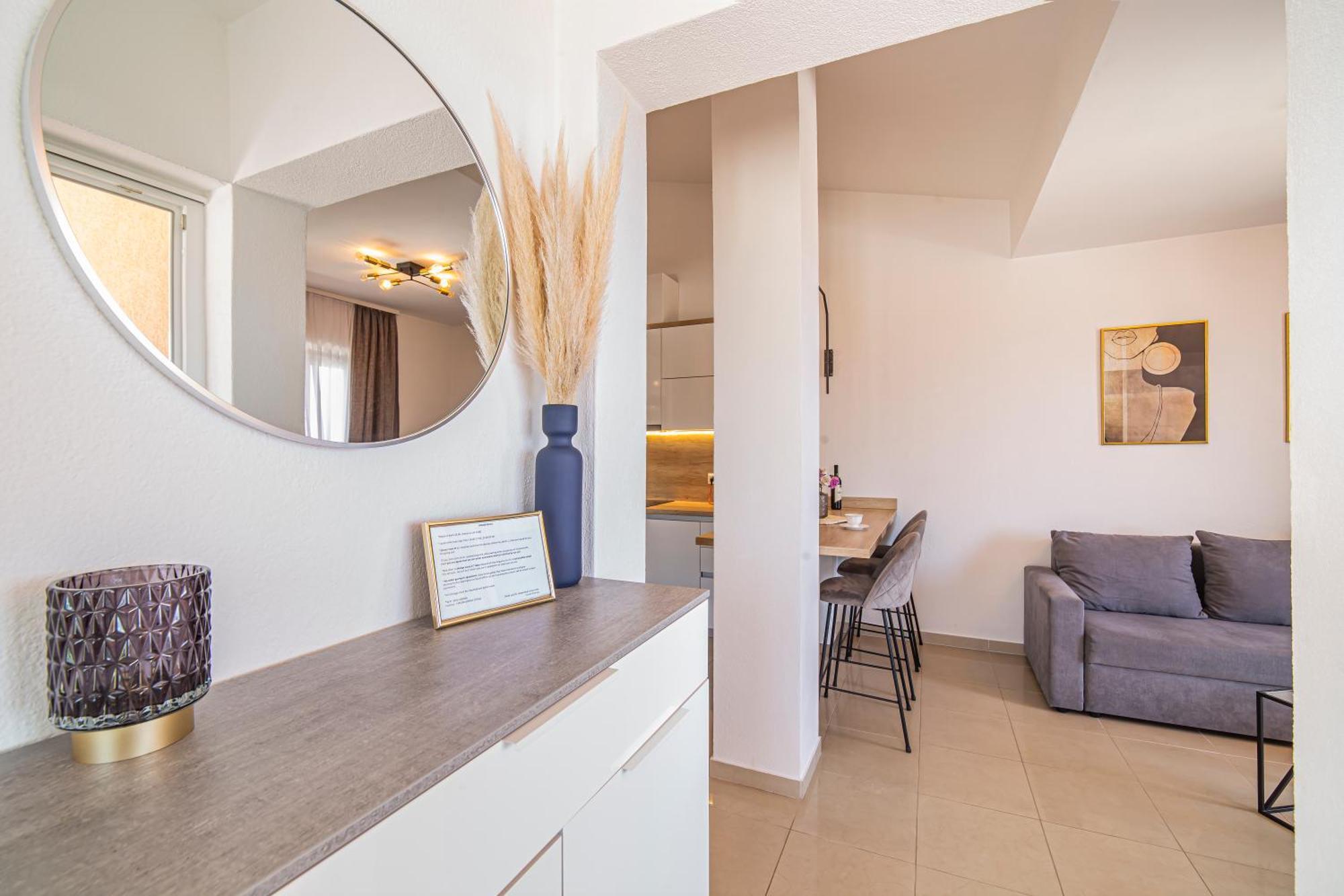 Apartments Emilija มาคาร์สกา ภายนอก รูปภาพ